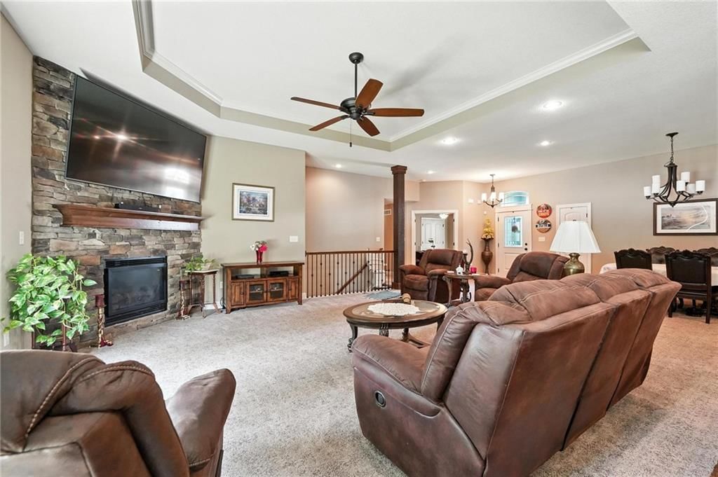 9208 SW WHISPY Way — photo 2