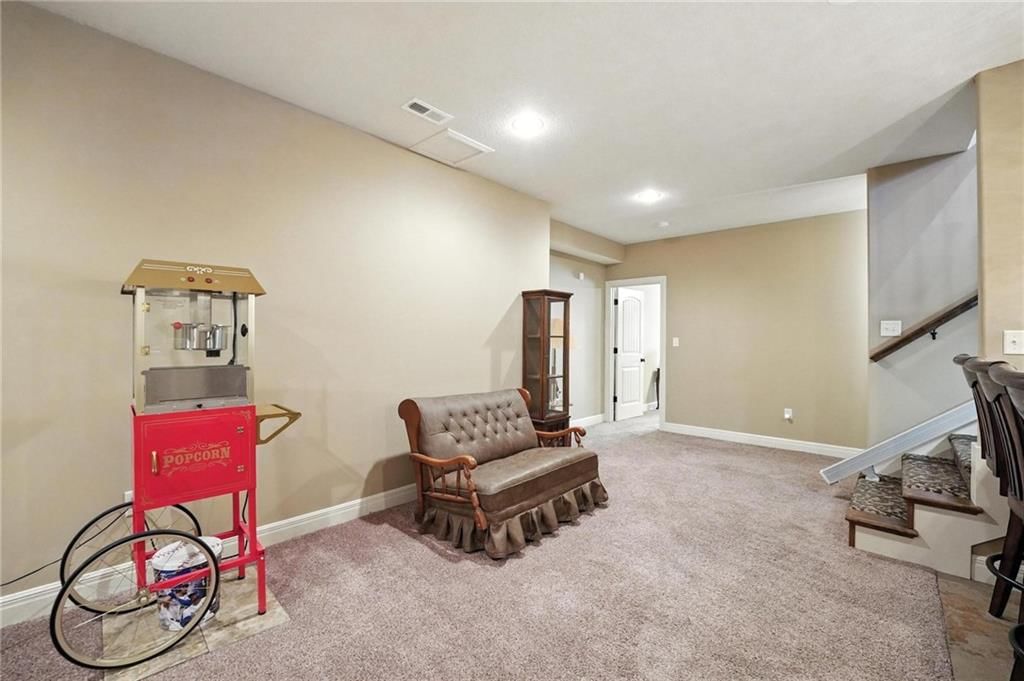 9208 SW WHISPY Way — photo 29