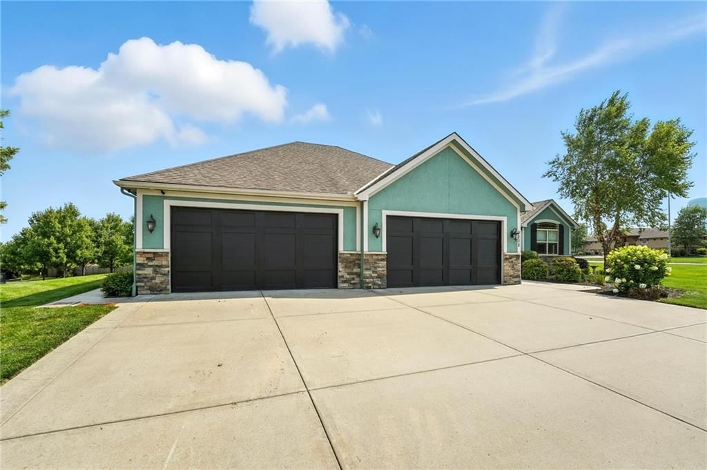 9208 SW WHISPY Way — photo 61