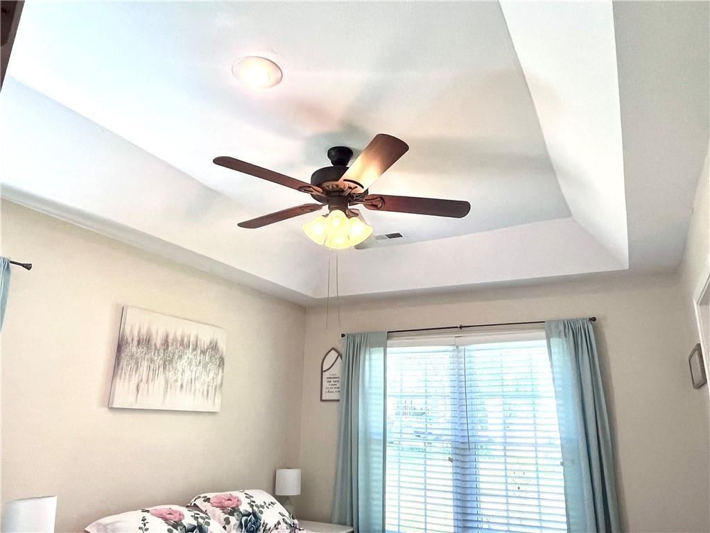 428 W Sycamore Street — photo 18