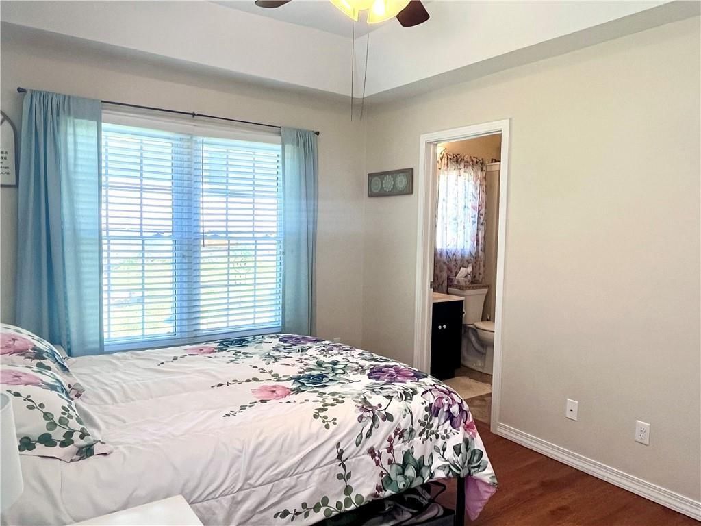 428 W Sycamore Street — photo 19