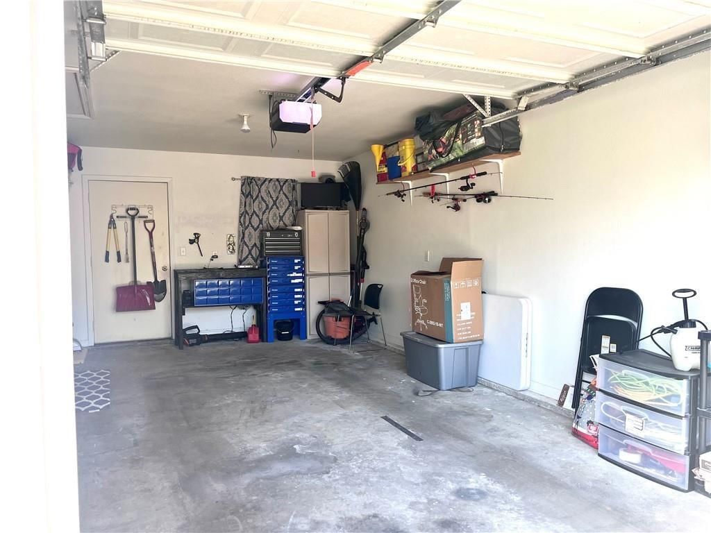 428 W Sycamore Street — photo 26