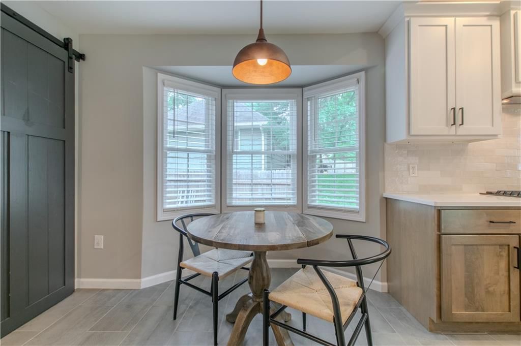 12430 Valley Brook Drive — photo 19