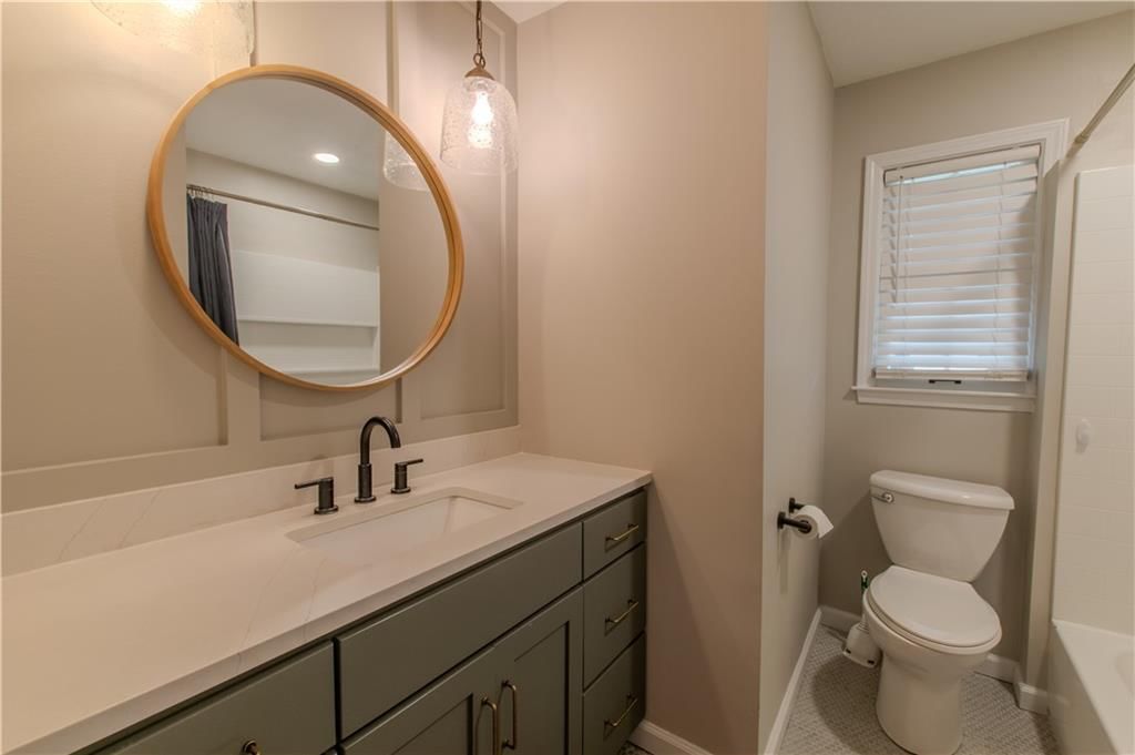 12430 Valley Brook Drive — photo 28
