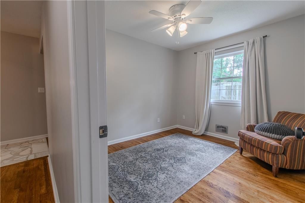 12430 Valley Brook Drive — photo 29