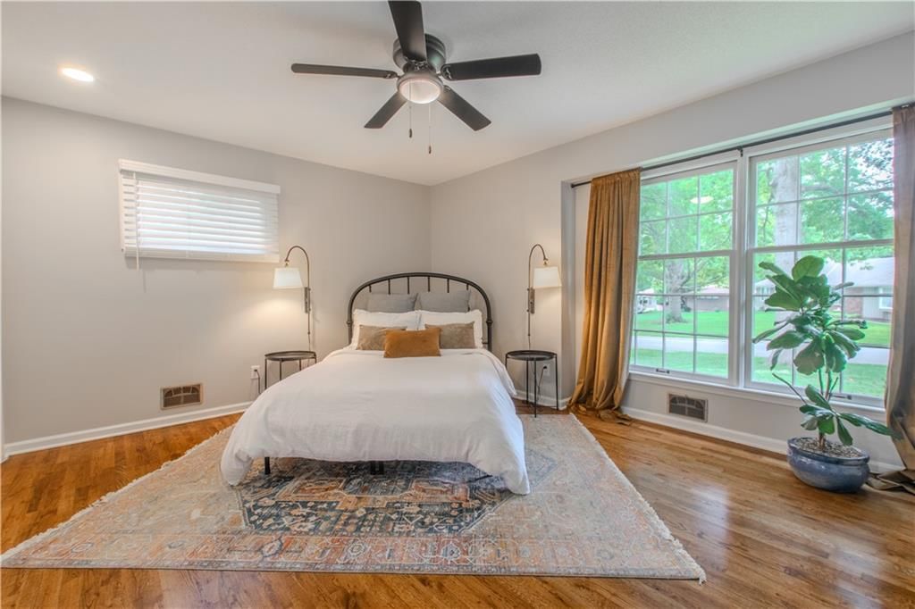 12430 Valley Brook Drive — photo 32