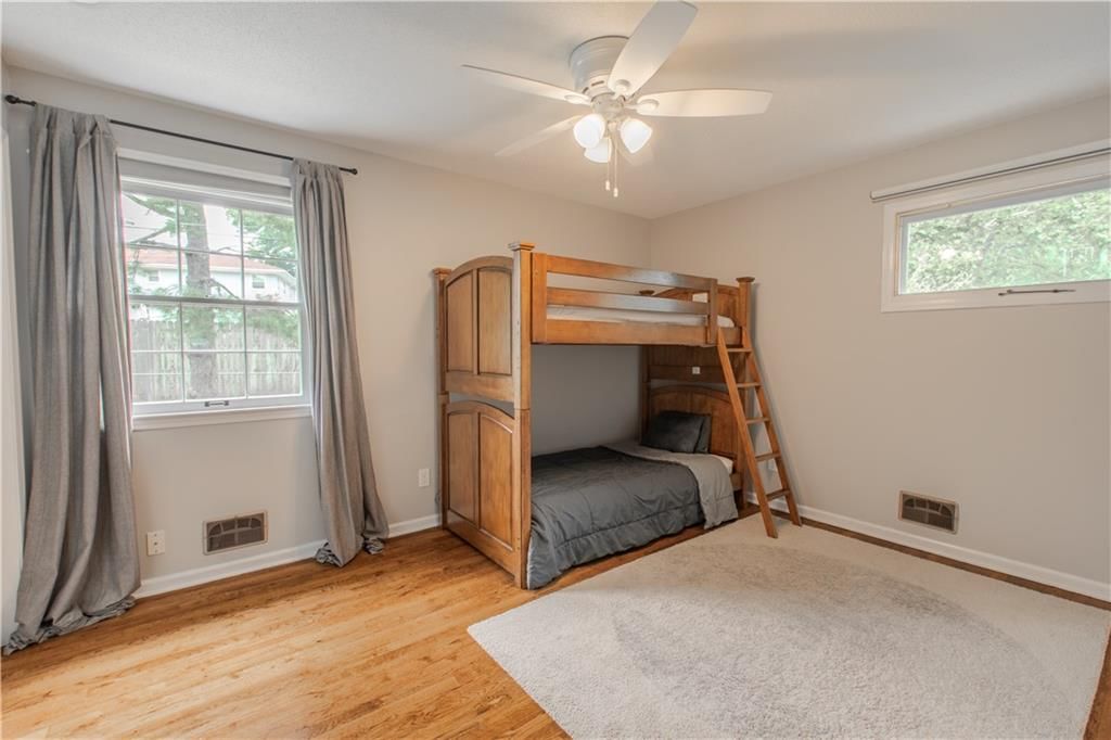12430 Valley Brook Drive — photo 40