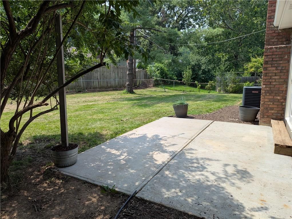 12430 Valley Brook Drive — photo 52