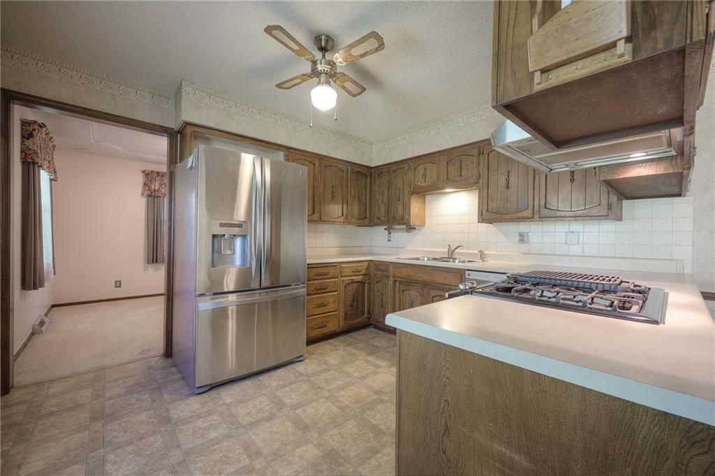Photo 14 of 36 - 2426 N 68th Place