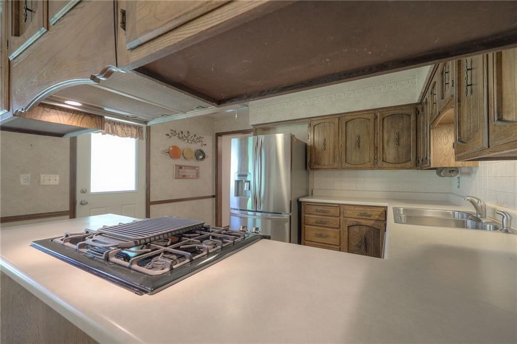 Photo 15 of 36 - 2426 N 68th Place