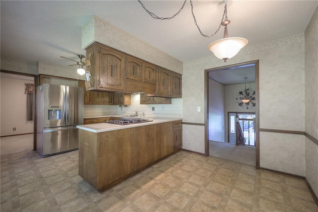 Photo 16 of 36 - 2426 N 68th Place