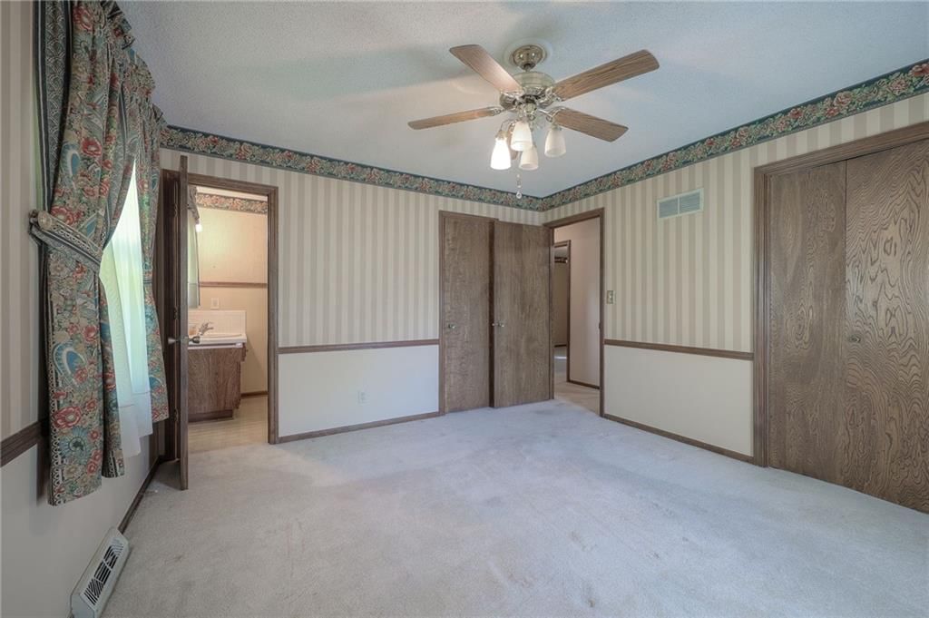 Photo 24 of 36 - 2426 N 68th Place