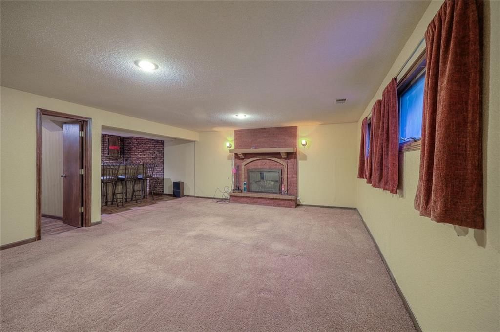 Photo 33 of 36 - 2426 N 68th Place