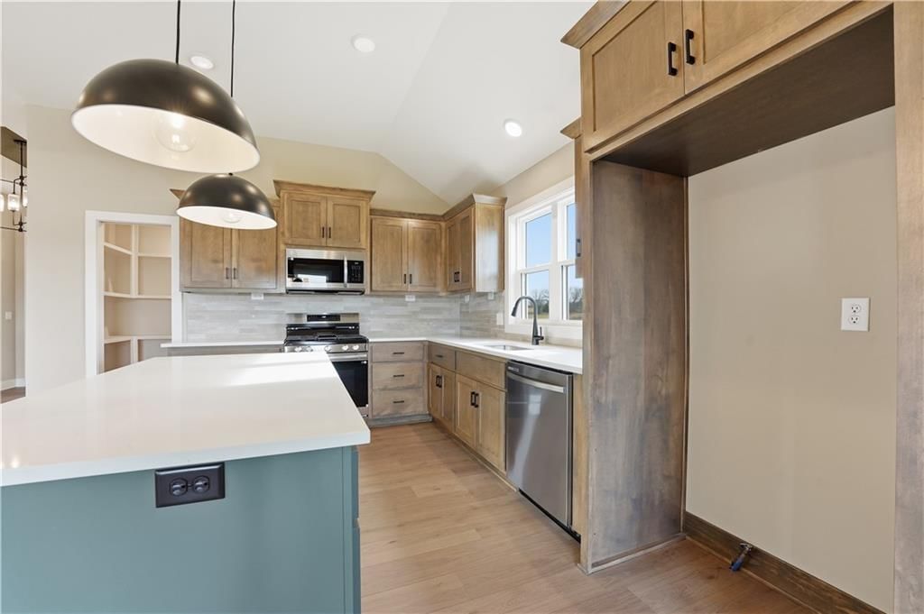 12160 N Tracy Avenue — photo 13
