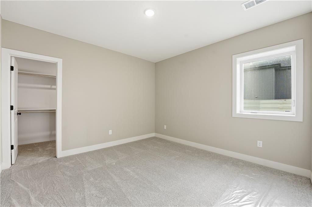12160 N Tracy Avenue — photo 36