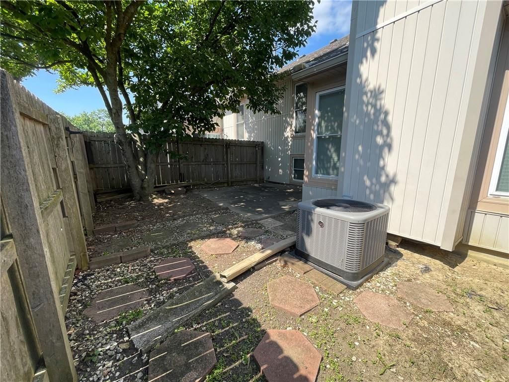 Photo 19 of 22 - 6025 N Kansas Avenue