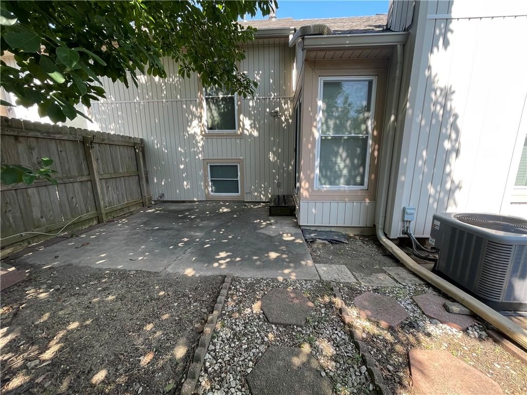 Photo 22 of 22 - 6025 N Kansas Avenue