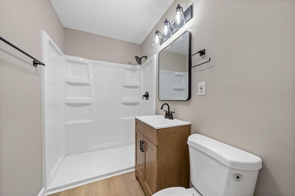 4205 Waverly Avenue — photo 10