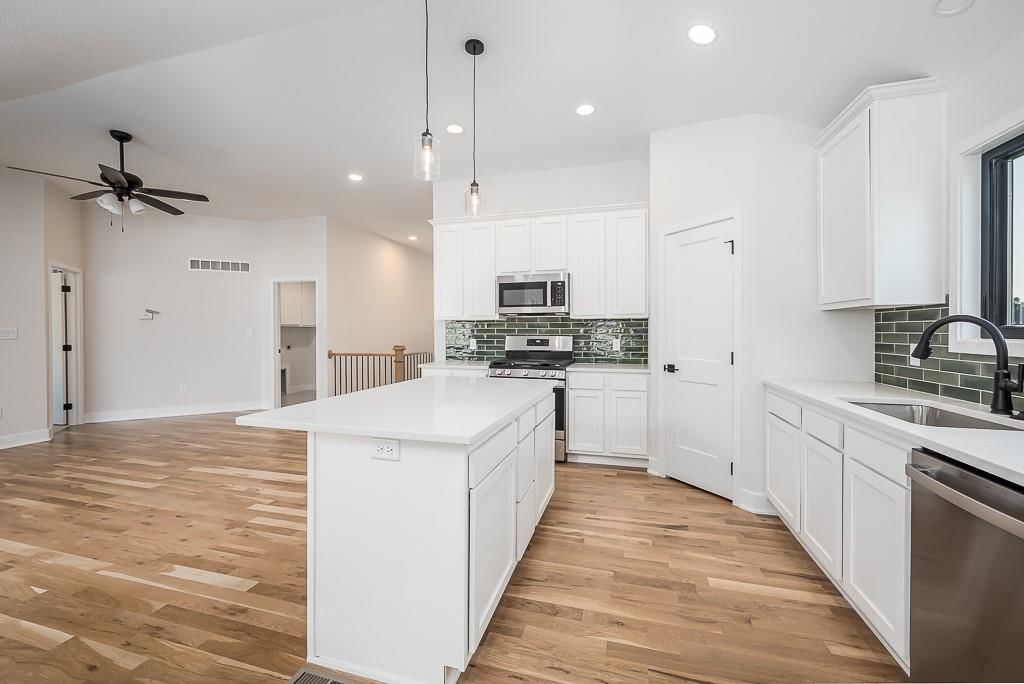 106 Hickory Street — photo 8