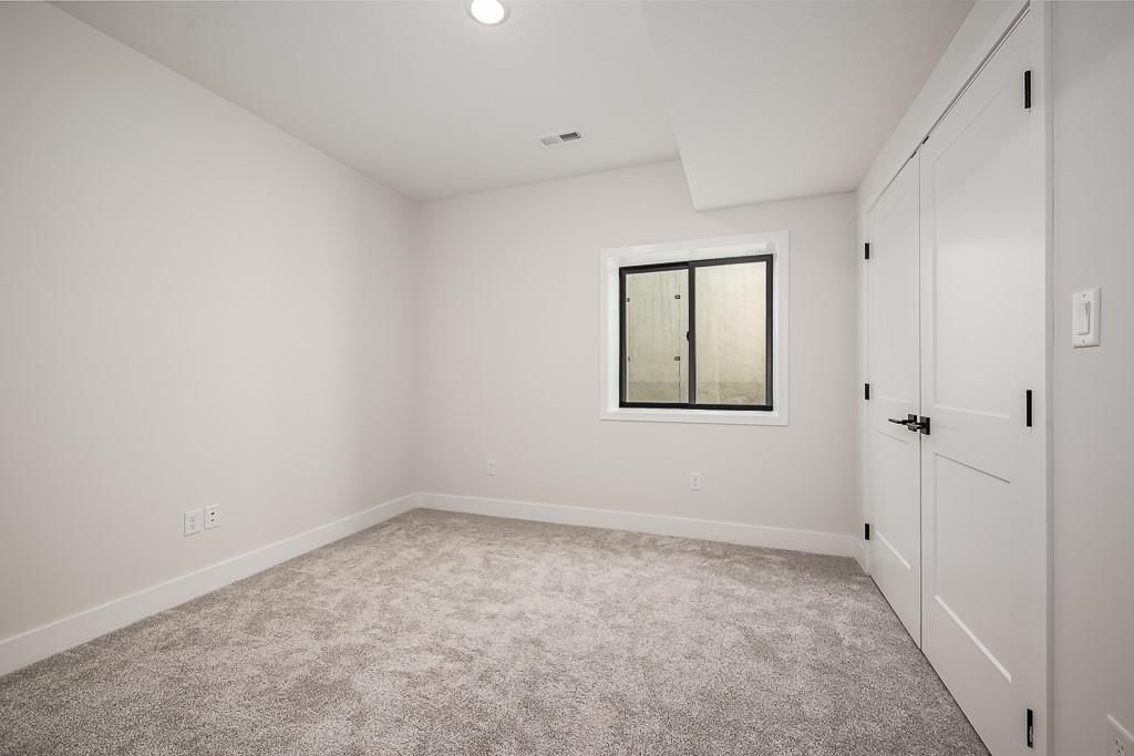 106 Hickory Street — photo 22