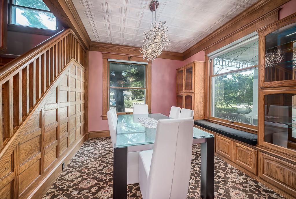 412 N Elm Street — photo 9