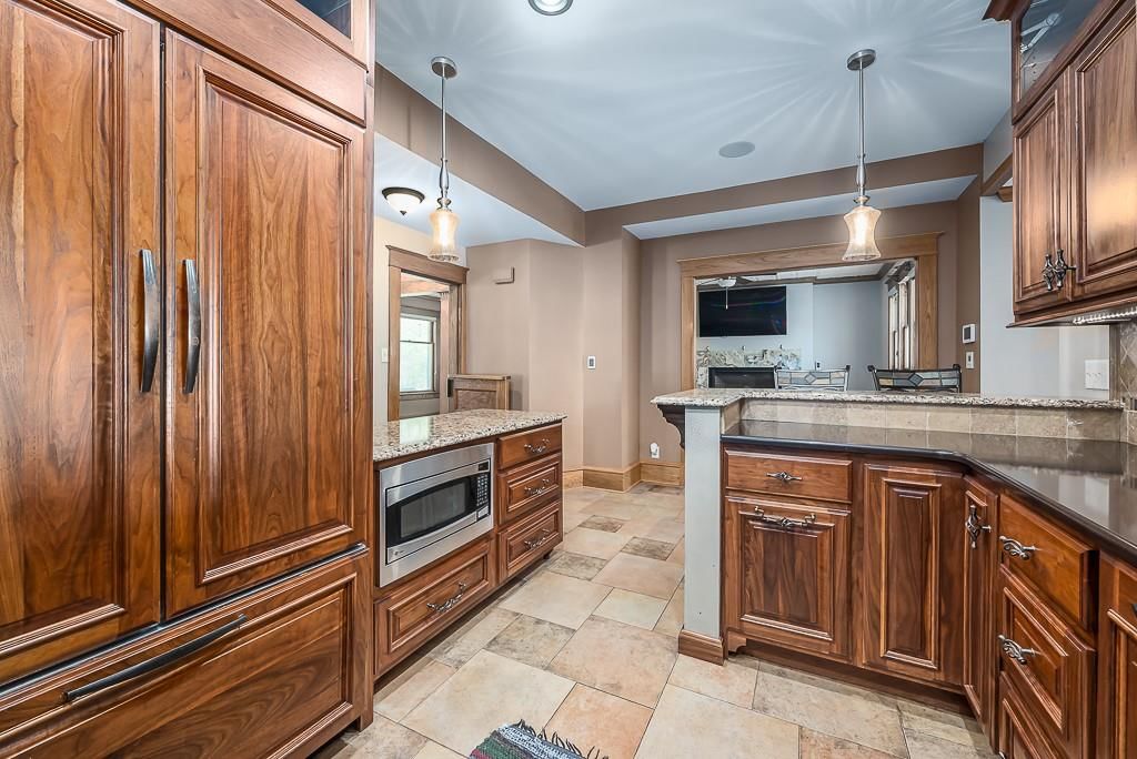 412 N Elm Street — photo 12