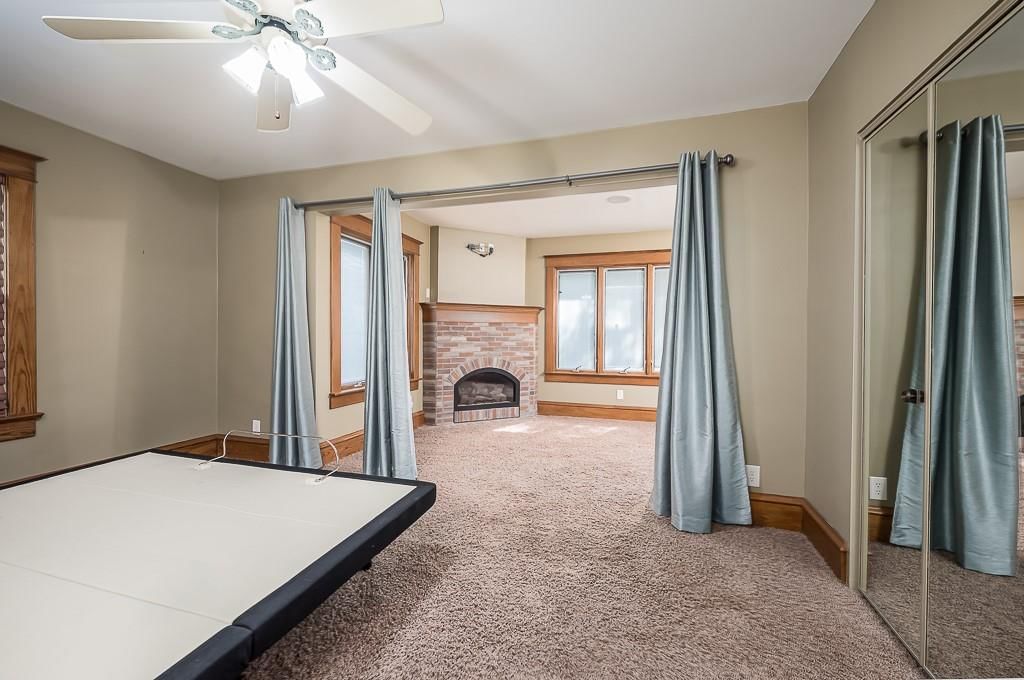 412 N Elm Street — photo 16