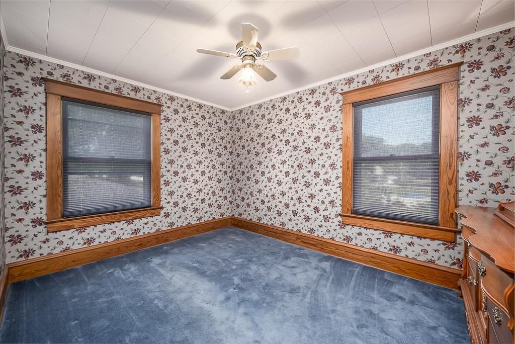 412 N Elm Street — photo 23