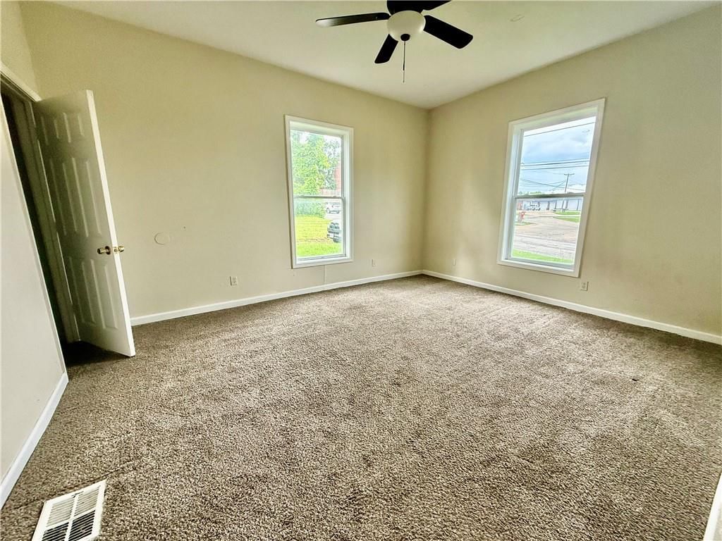 419 W Main Street — photo 29