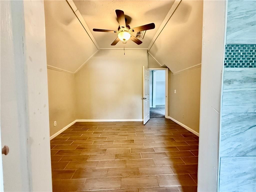 419 W Main Street — photo 43