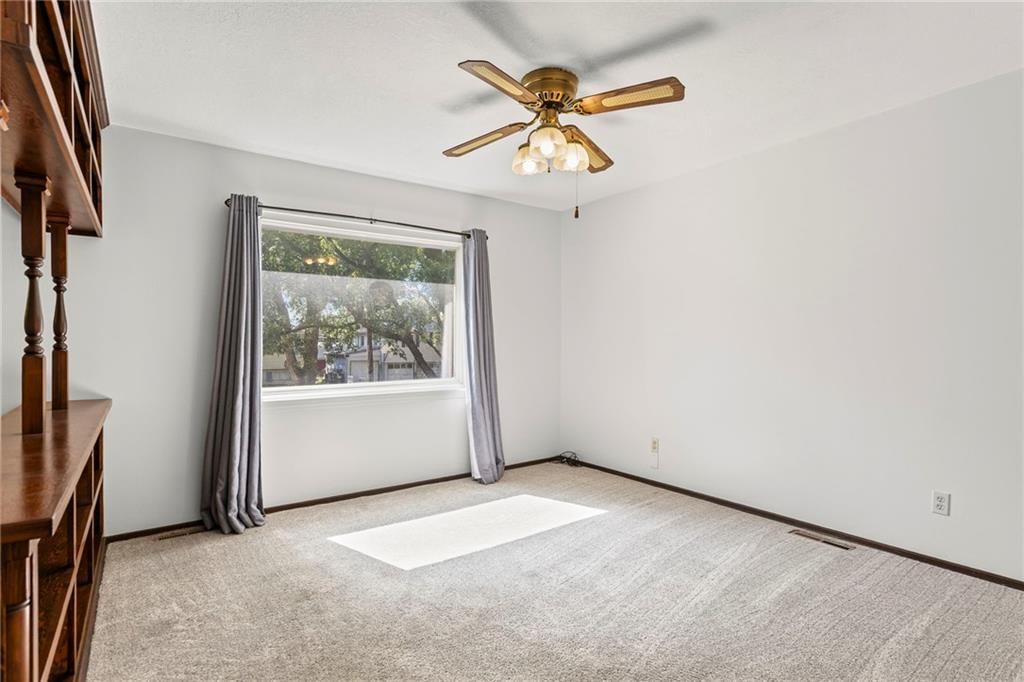 309 W 7th Street — photo 12
