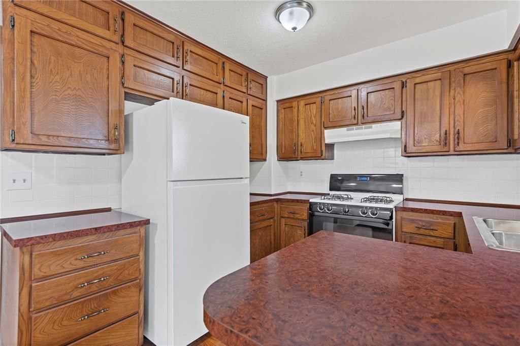 309 W 7th Street — photo 19