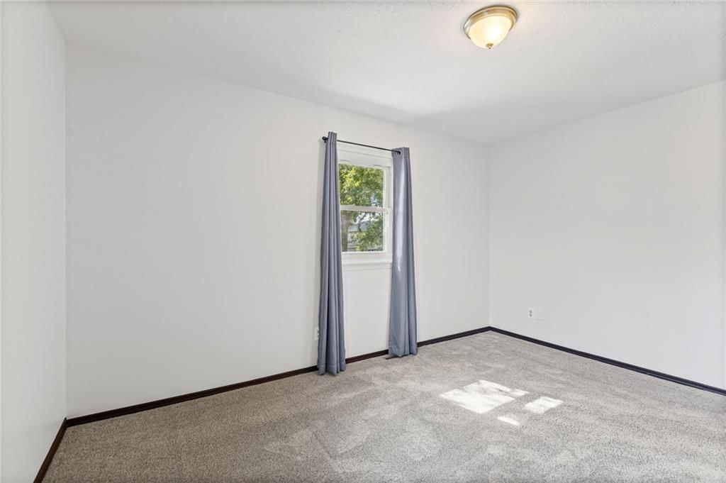 309 W 7th Street — photo 27