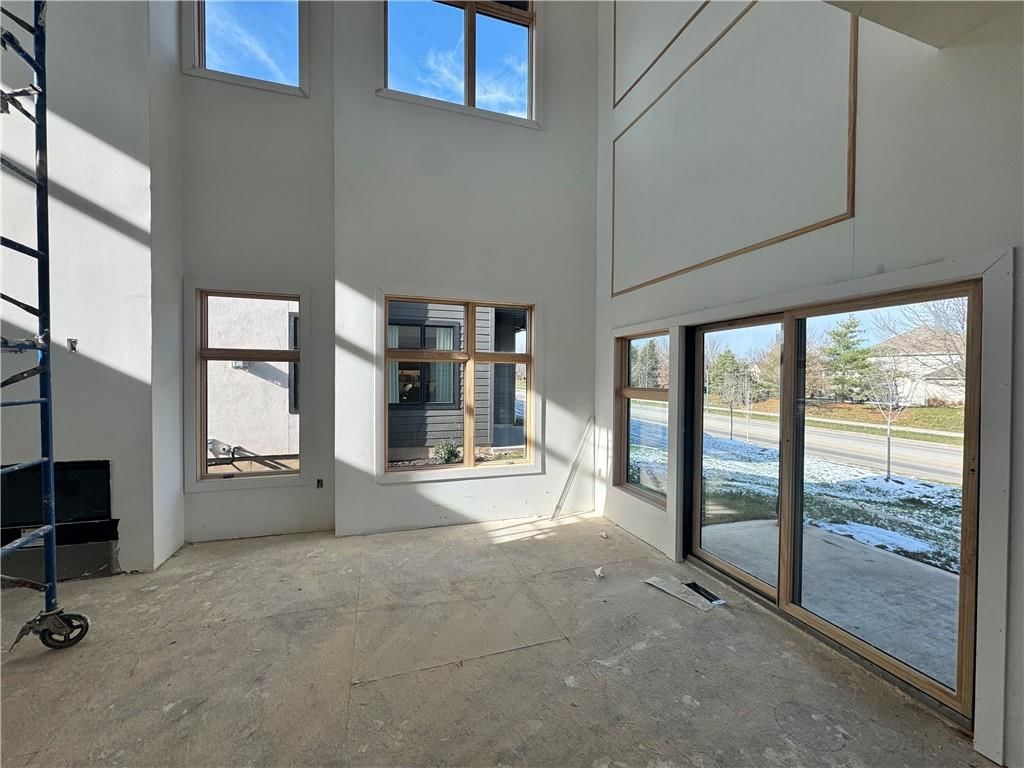2844 W 133rd Terrace — photo 5