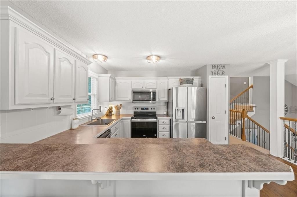 13707 Berger Street — photo 10