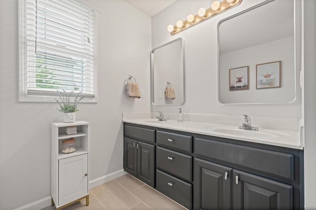 13707 Berger Street — photo 16