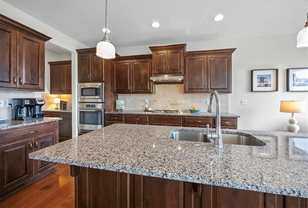Photo 6 of 28 - 23610 W 92nd Street