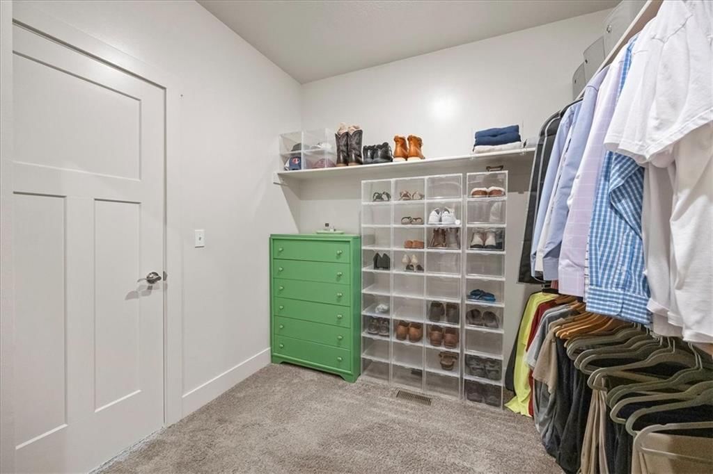 Photo 15 of 28 - 23610 W 92nd Street