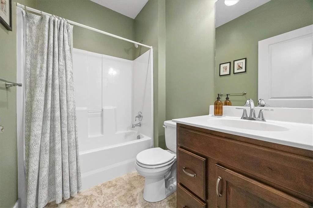 Photo 17 of 28 - 23610 W 92nd Street