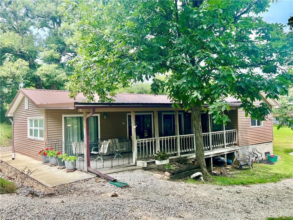 181 Lake Marie Drive — photo 2