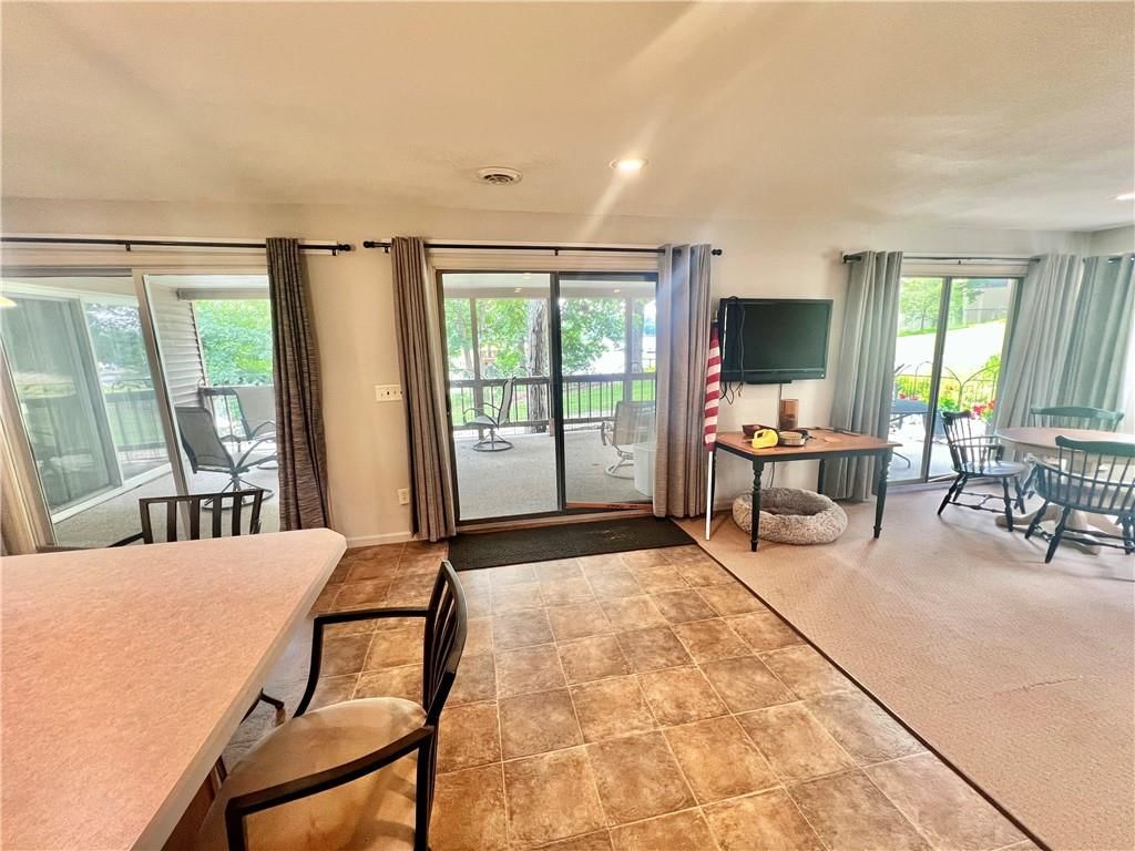 181 Lake Marie Drive — photo 16