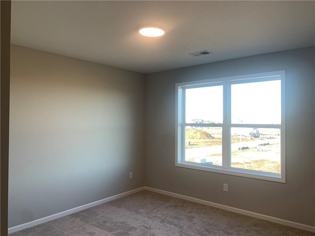 10415 N Liberty Street — photo 31