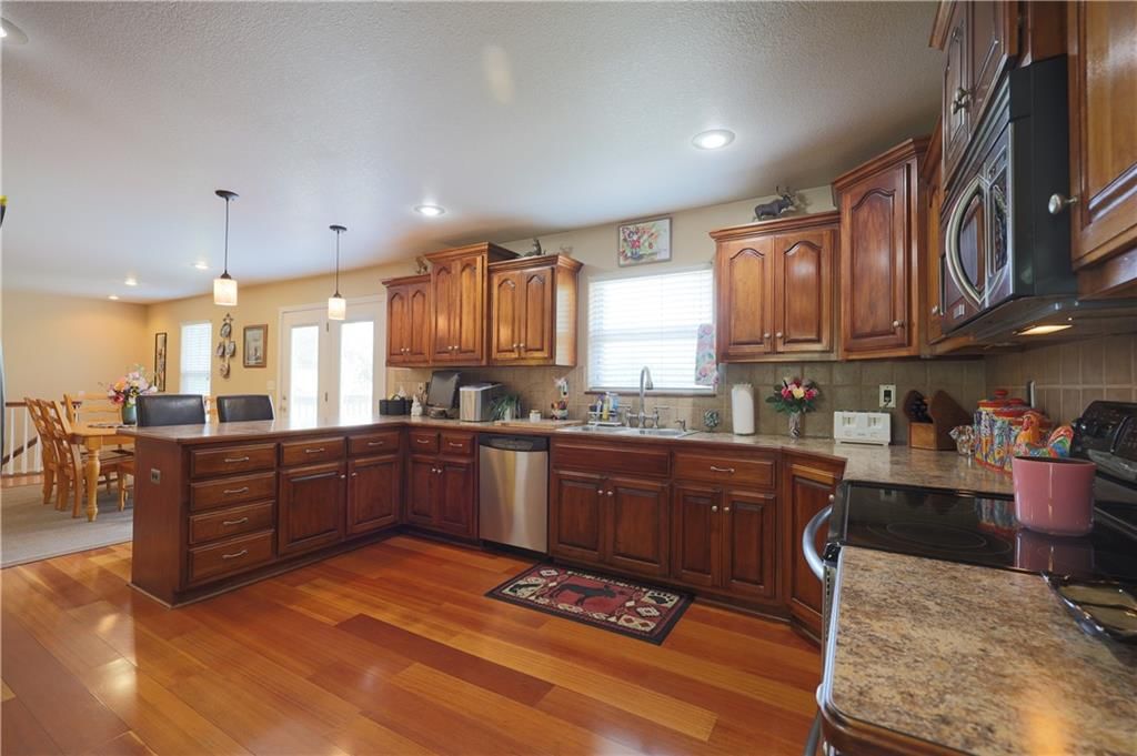 5818 Jaymar Drive — photo 15