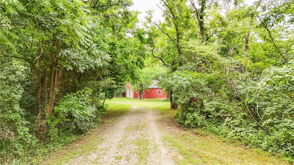 26044 Evans Road — photo 33
