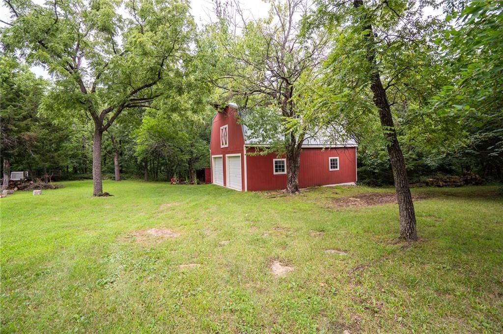 26044 Evans Road — photo 38