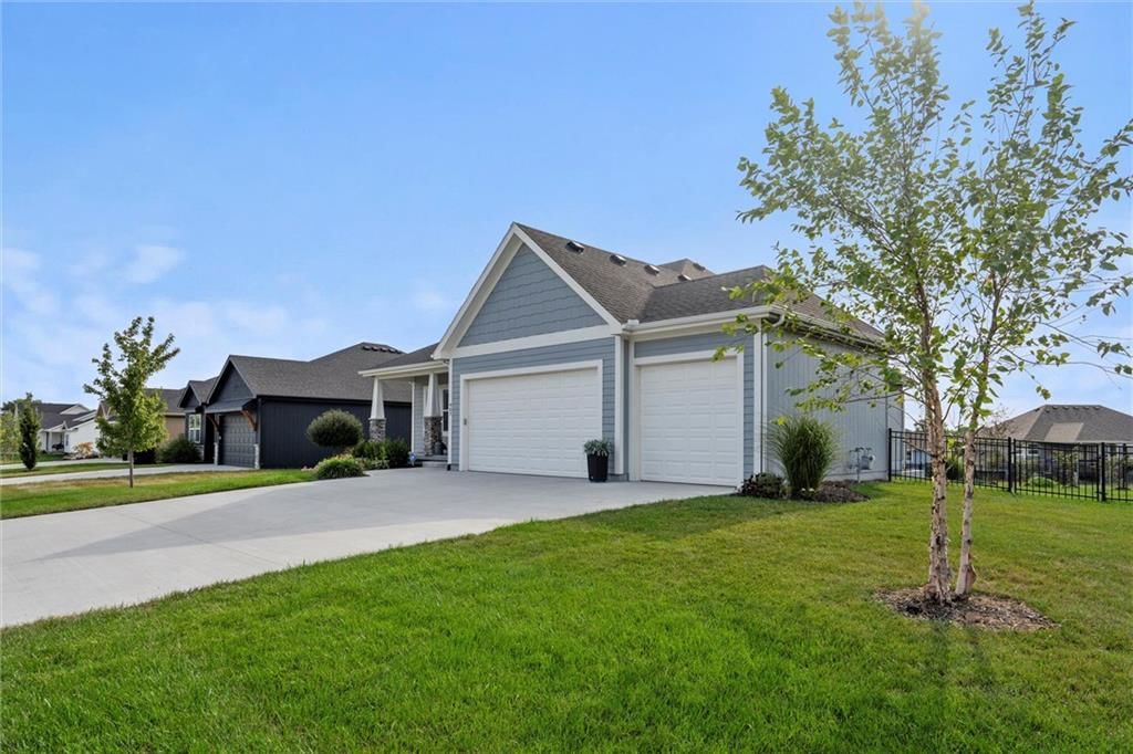 907 N Willow Court — photo 3
