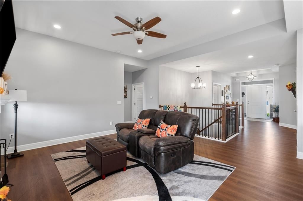 907 N Willow Court — photo 5