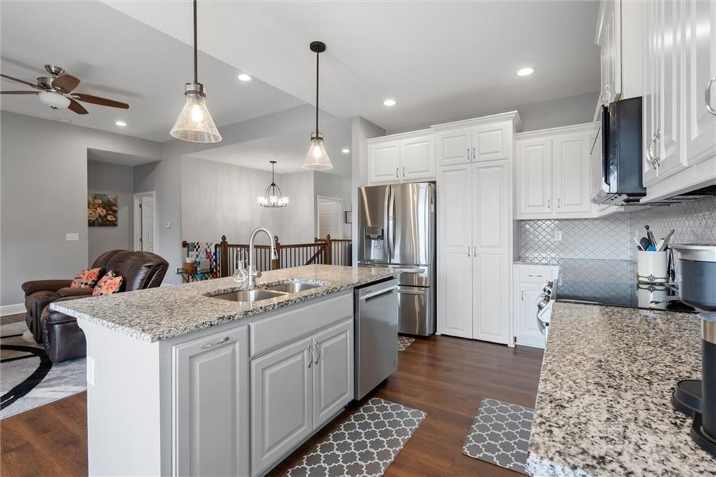 907 N Willow Court — photo 10