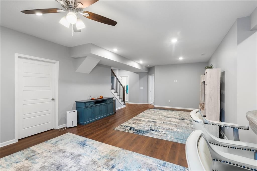 907 N Willow Court — photo 24