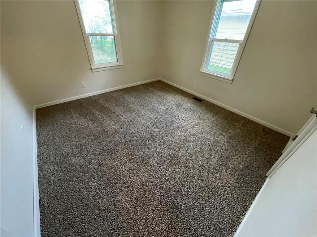 703 S 6th Street — photo 11